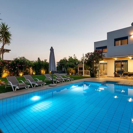 לרדוס Villa Mariani II - In Lothiarika, Newly Renovated June 2024, Private Pool, Lindos 10 Min, Beach 120M מראה חיצוני תמונה