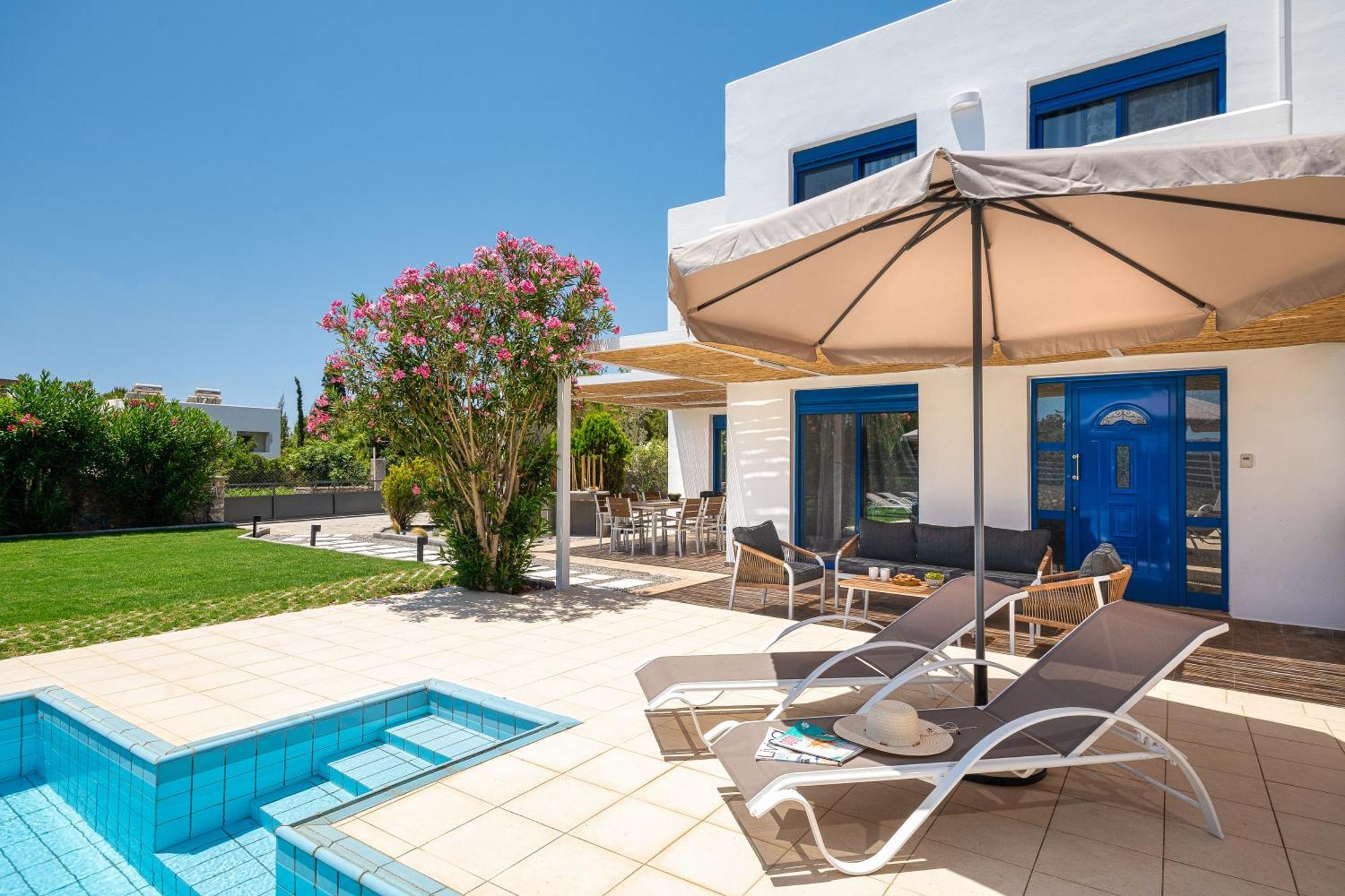 לרדוס Villa Mariani II - In Lothiarika, Newly Renovated June 2024, Private Pool, Lindos 10 Min, Beach 120M מראה חיצוני תמונה